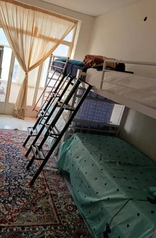 دخترانه مفتح